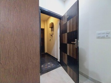 Kitchen in 1 BHK Apartment at DLF City Phase V, Dlf Phase V – for Rent