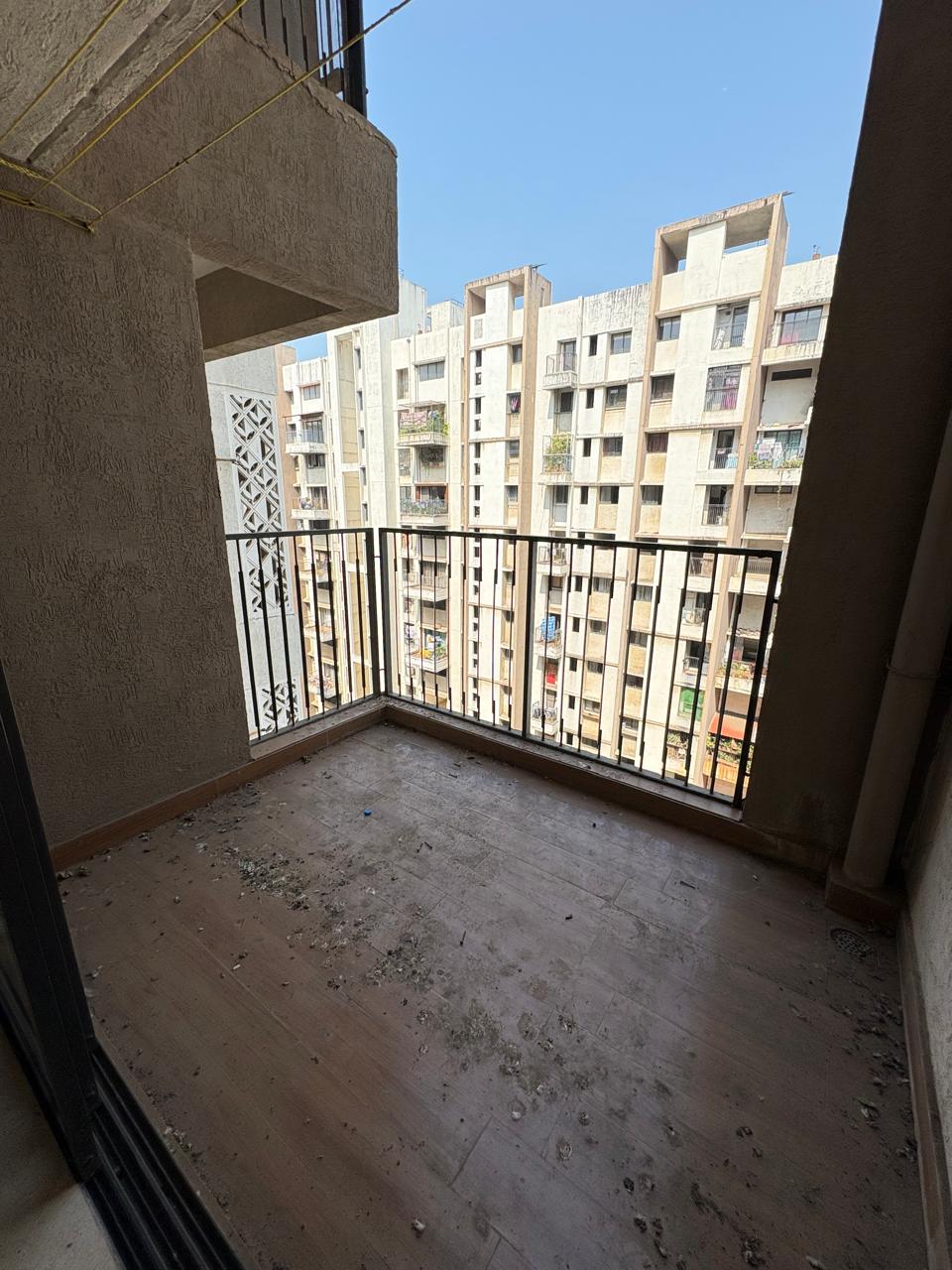 2 BHK Apartment For Sale in Lodha Lakeshore Greens