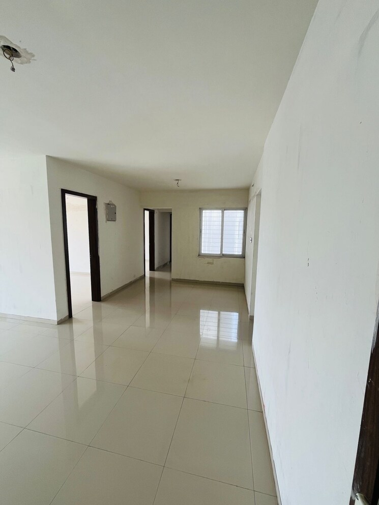 Room, rane nagar 3 Bedroom 1870 Sq.Ft. Apartment In Rane Nagar Nashik 9473526