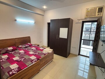 Bedroom in 4 BHK Apartment at DLF The Magnolias, Sector 42 – for Sale