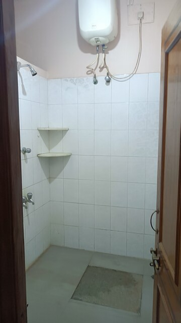 Bathroom in 1.5 BHK Independent House at Sultanpalya – for Rent