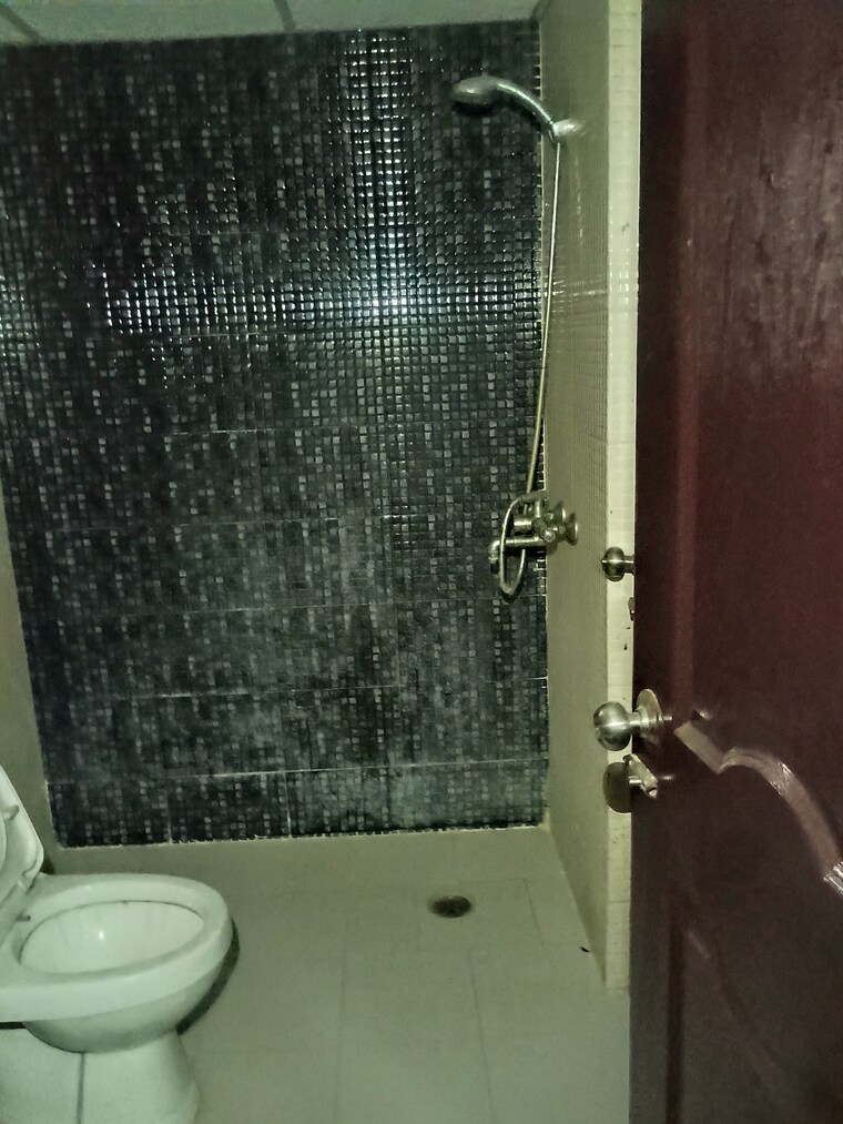 Bathroom, nilaya-greens 2 Bedroom 852 Sq.Ft. Apartment In Raj Nagar Extension Ghaziabad 9473579