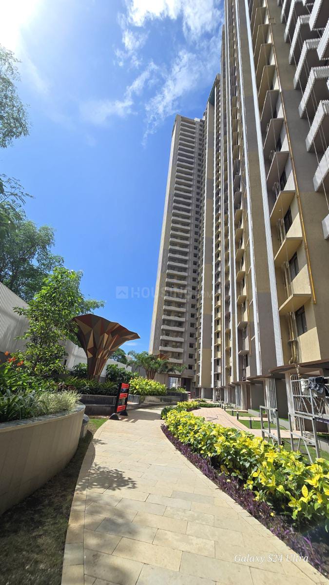 2 BHK Apartment For Rent in Chandak 34 Park Estate