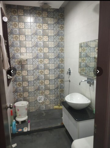 Bathroom in 2 BHK Builder Floor at JMD Galleria, Sector 48 – for Rent