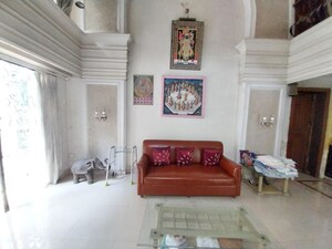 Bedroom in 5 BHK Apartment at Queens View Walkeshwar, Walkeshwar – for Sale