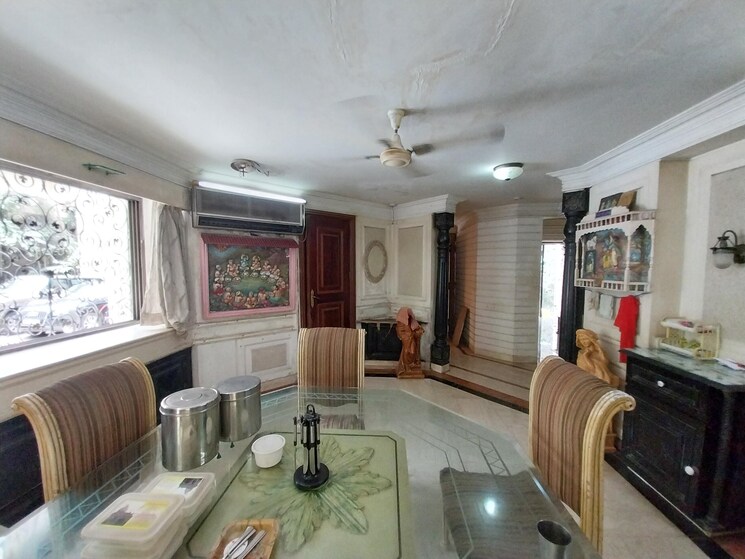 Living Room, queens-view-walkeshwar 5 Bedroom 3720 Sq.Ft. Apartment In Walkeshwar Mumbai 9473636