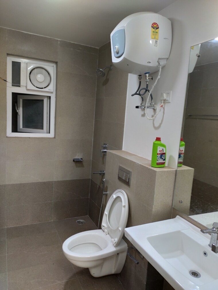 Bathroom, ats-le-grandiose 3 Bedroom 1625 Sq.Ft. Apartment In Sector 150 Noida 9473643