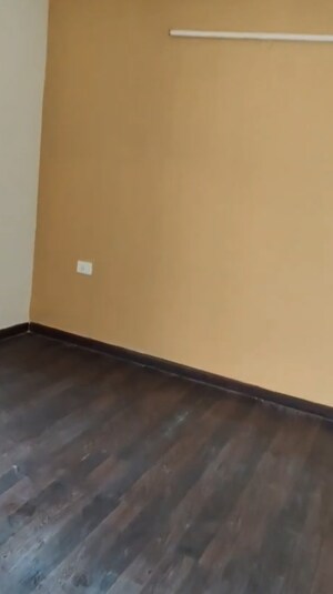 Room in 2 BHK Apartment at Gardenia Glory, Sector 46 – for Rent