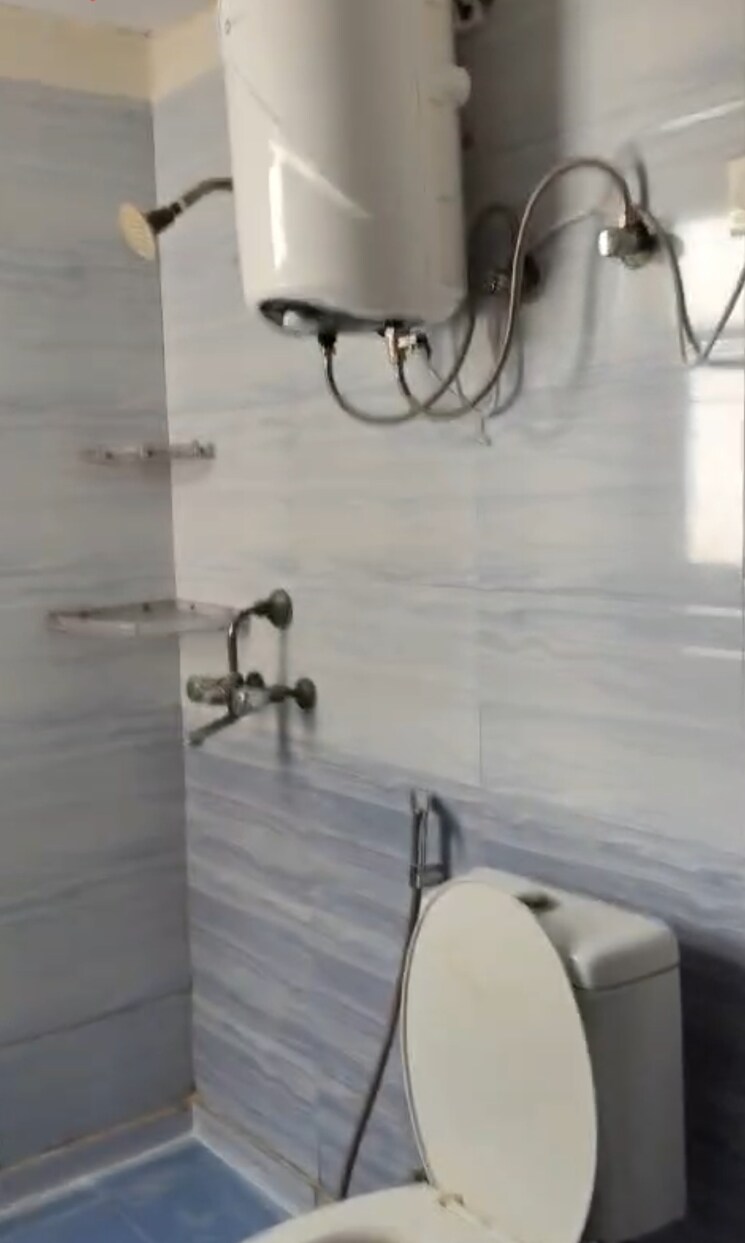 Bathroom, gardenia-glory 2 Bedroom 1150 Sq.Ft. Apartment In Sector 46 Noida 9473711