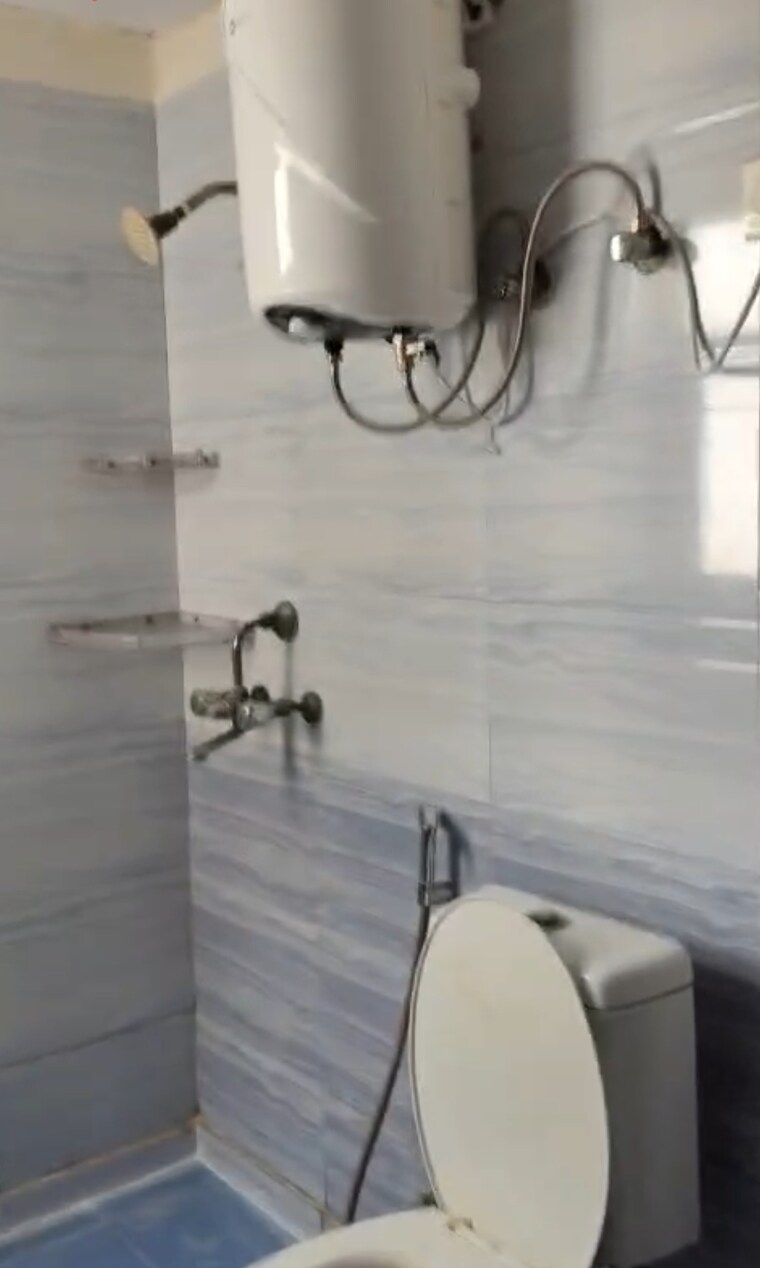 Bathroom, gardenia-glory 2 Bedroom 1150 Sq.Ft. Apartment In Sector 46 Noida 9473711