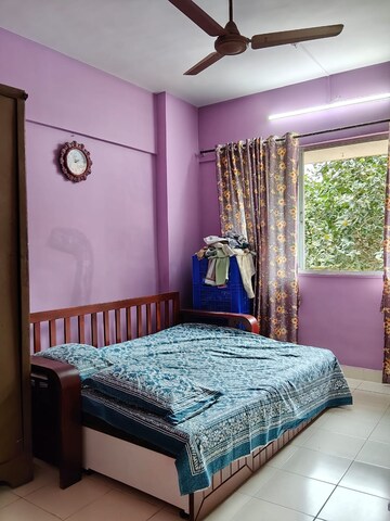 Bedroom in 2 BHK Apartment at Miramar CHS, Dadar West – for Rent