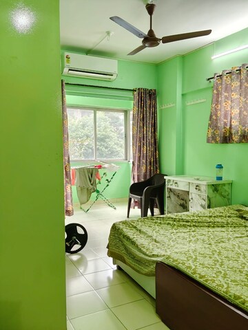 Bedroom in 2 BHK Apartment at Miramar CHS, Dadar West – for Rent