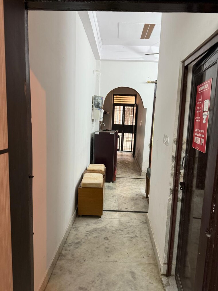 undefined, uttam nagar 1 Bedroom 50 Sq.Yd. Builder Floor In Uttam Nagar Delhi 9473717