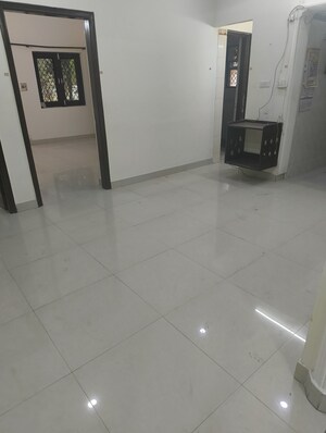 Room in 4 BHK Apartment at Vasant Kunj – for Sale