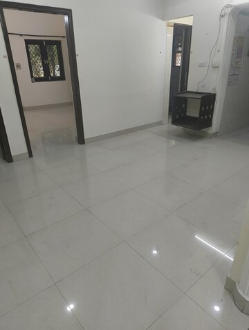 Room in 4 BHK Apartment at Vasant Kunj – for Sale