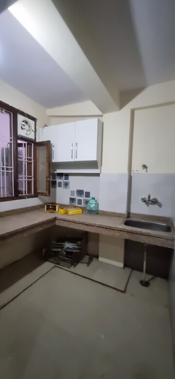 Staircase in 1.5 BHK Builder Floor at Sai Kunj New Palam  vihar, New Palam Vihar Phase 3 – for Rent
