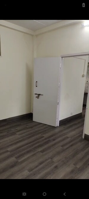 Room in 1 BHK Apartment at Tilak Nagar – for Rent