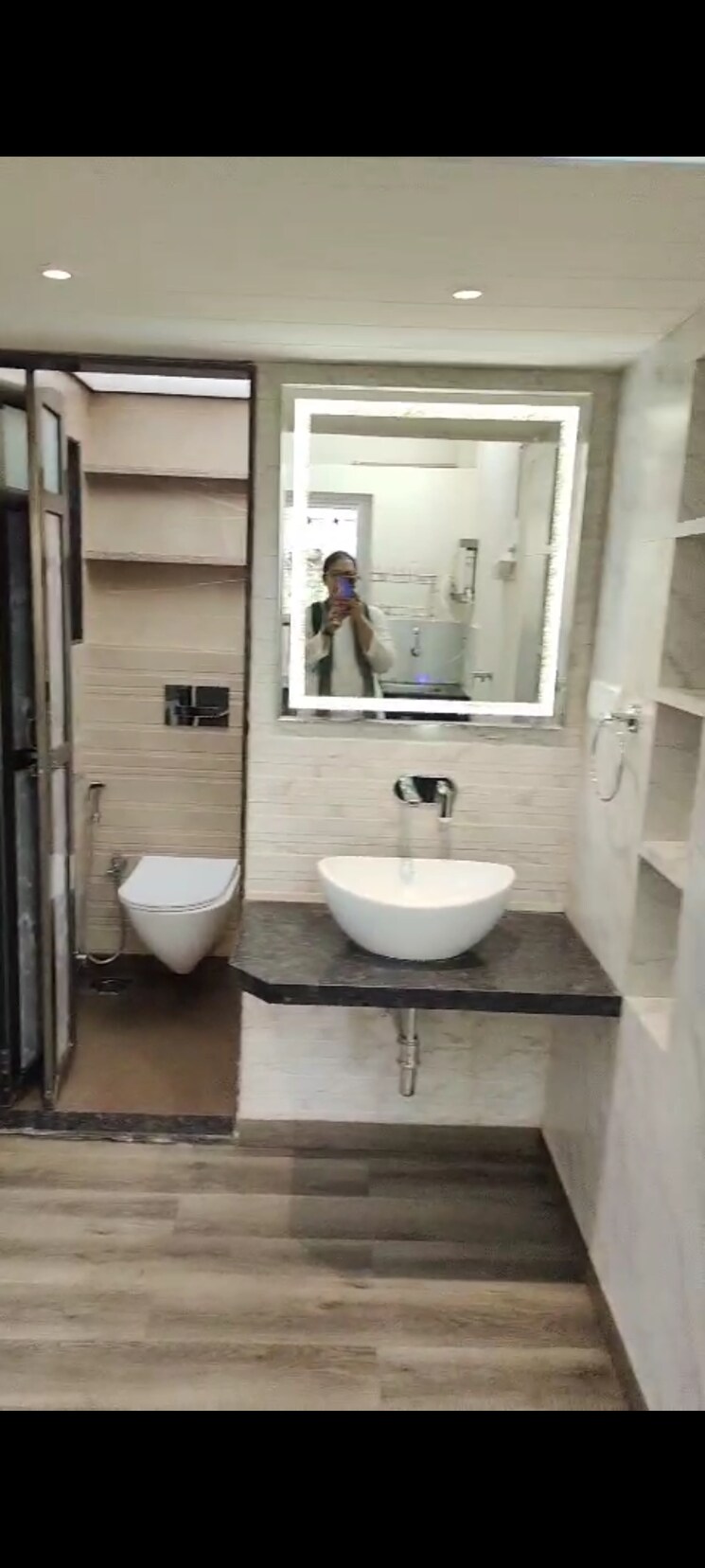 Bathroom, tilak nagar 1 Bedroom 450 Sq.Ft. Apartment In Tilak Nagar Mumbai 9473744