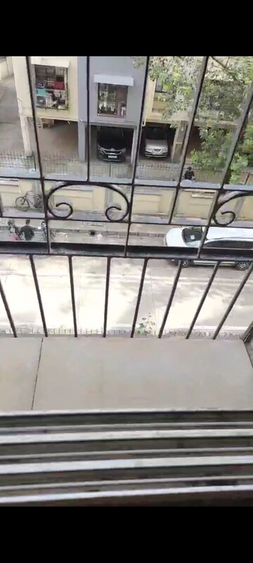 Balcony in 1 BHK Apartment at Tilak Nagar – for Rent