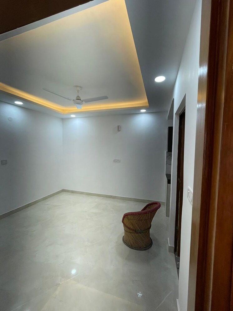 Room, saket 1 Bedroom 500 Sq.Ft. Builder Floor In Saket Delhi 9473759