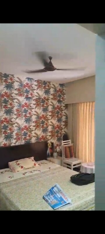 Room in  Pg at Vakola – for Rent