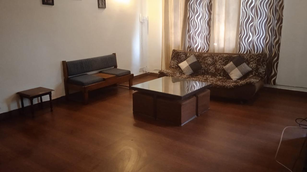 2 BHK Independent House For Rent in Sector 55