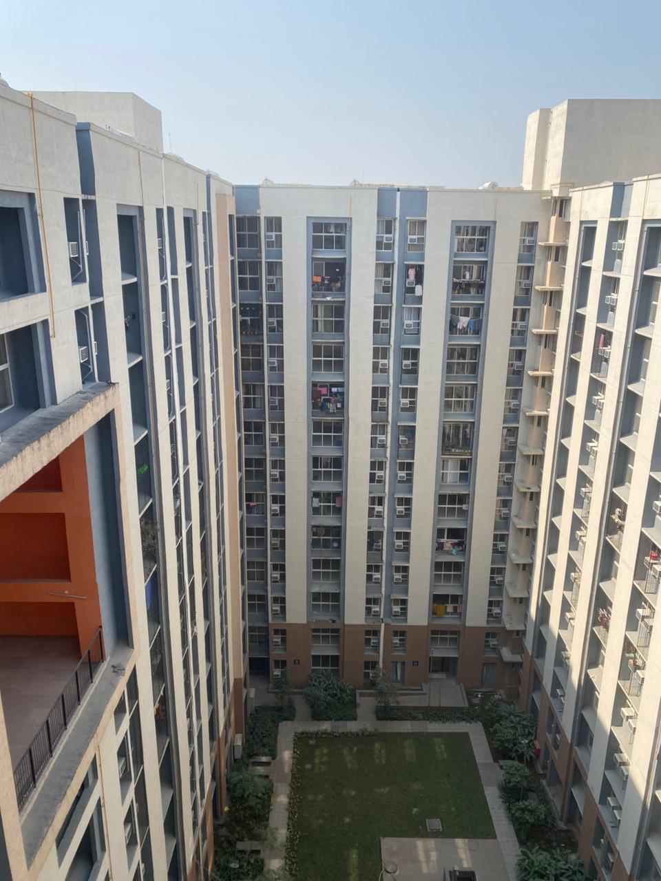 2 BHK Apartment For Rent in Lodha Golden Dream