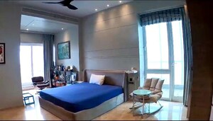 Living Room in 6 BHK Apartment at Ahuja Towers, Prabhadevi – for Sale