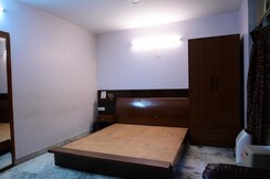 5 BHK + Pooja Room Independent House For Sale in East Of Kailash