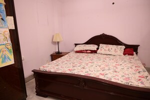 Bedroom in 5 BHK Independent House at East Of Kailash – for Sale