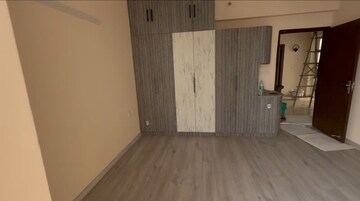 Room in 2 BHK Apartment at Hero Homes Gurgaon, Sector 104 – for Rent