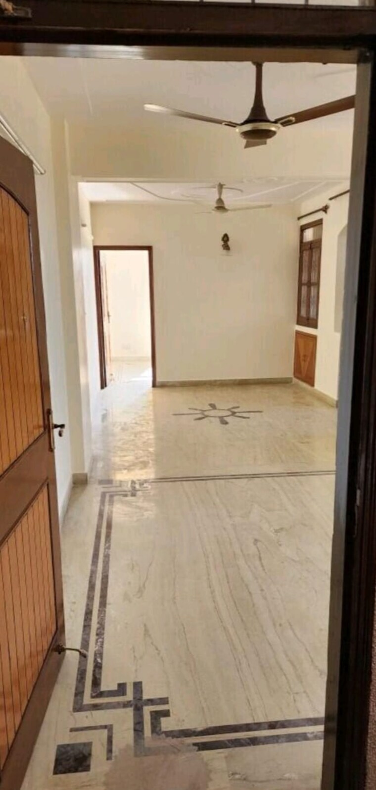 Room, mass-apartment 3 Bedroom 1900 Sq.Ft. Apartment In Sector 10 Dwarka Delhi 9473843