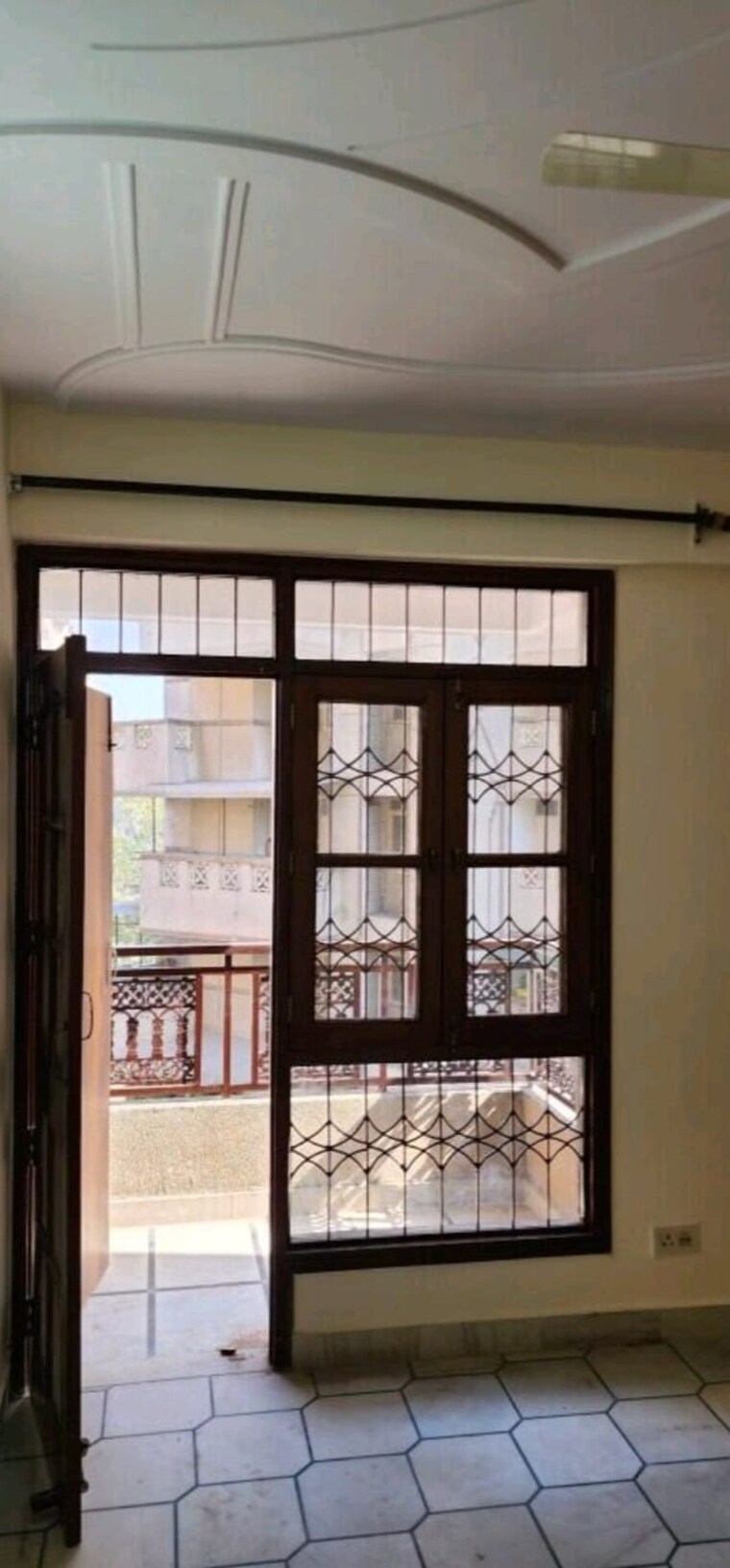 Room, mass-apartment 3 Bedroom 1900 Sq.Ft. Apartment In Sector 10 Dwarka Delhi 9473843