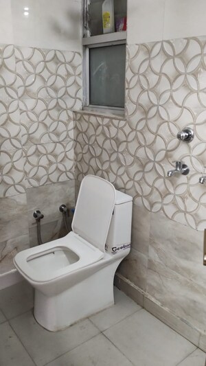 Bathroom in 1 BHK Apartment at Sector 19b Dwarka – for Rent