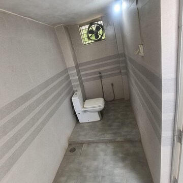 Bathroom in 3 BHK Apartment at Omaxe R2, Gomti Nagar – for Rent