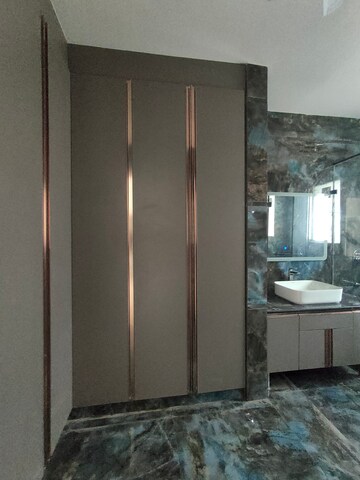 Building Lobby in 4 BHK Builder Floor at Sector 45 – for Sale