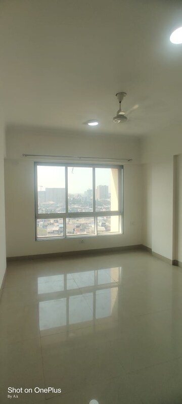 Room in 2 BHK Apartment at Nahar Amrit Shakti Rosa Alba, Chandivali – for Rent