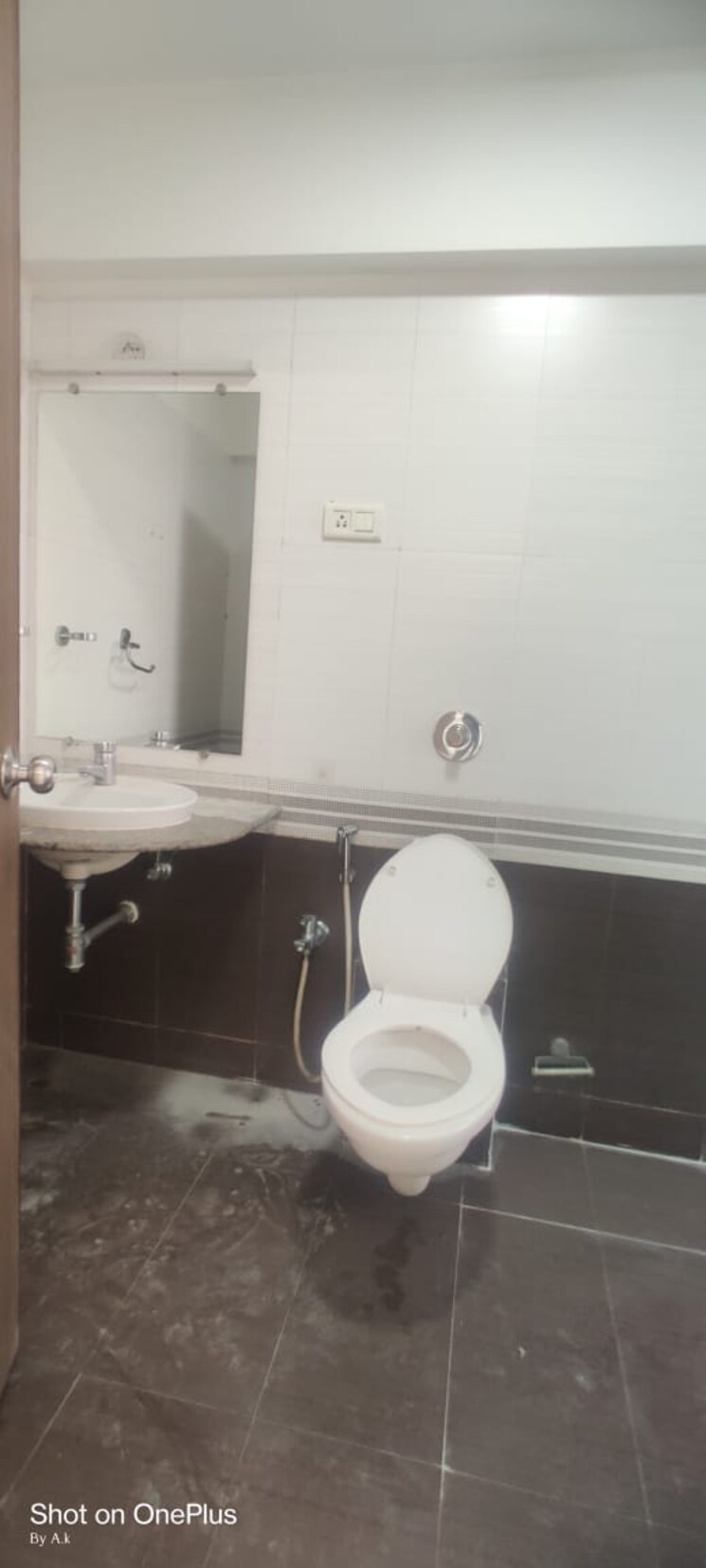 Bathroom, nahar-amrit-shakti-rosa-alba 2 Bedroom 1198 Sq.Ft. Apartment In Chandivali Mumbai 9473877