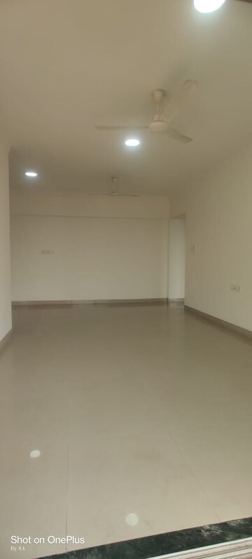 Room in 2 BHK Apartment at Nahar Amrit Shakti Rosa Alba, Chandivali – for Rent