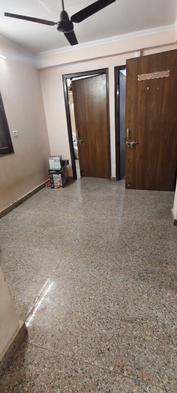 Room in 2 BHK Builder Floor at Sector 23 Dwarka – for Rent
