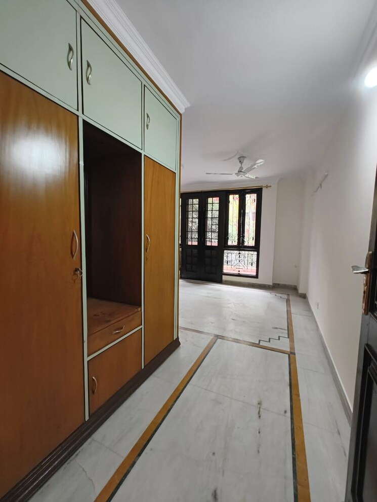 Room, fort-view-apartments 3 Bedroom 1200 Sq.Ft. Apartment In Kalkaji Delhi 9473910