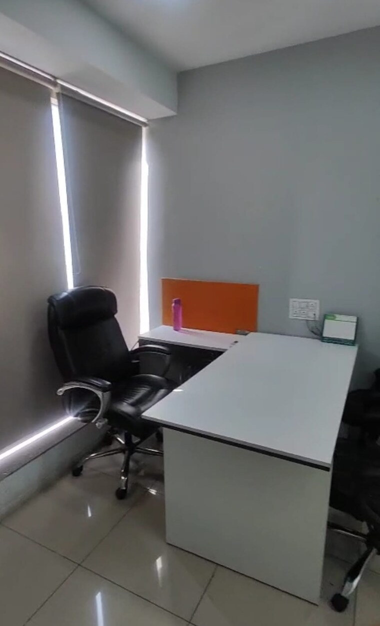 Team Area, goyal-titanium-heights Commercial Office Space 550 Sq.Ft. In Prahlad Nagar Ahmedabad 9473879