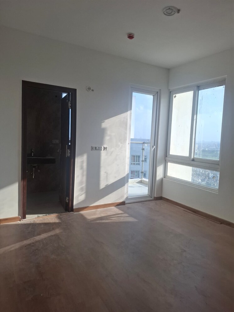 Room, ireo-victory-valley 3.5 Bedroom 2450 Sq.Ft. Apartment In Sector 67 Gurgaon 9473895