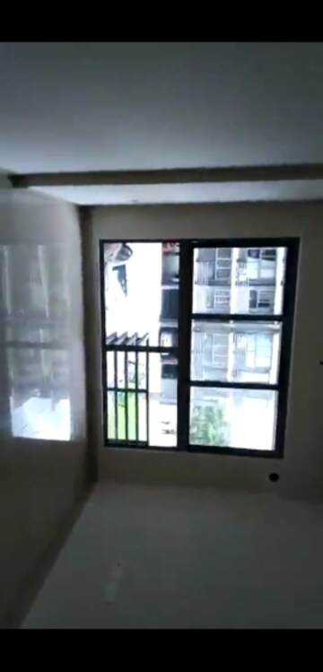 Room in 2 BHK Apartment at The Wadhwa The Address, Ghatkopar West – for Rent