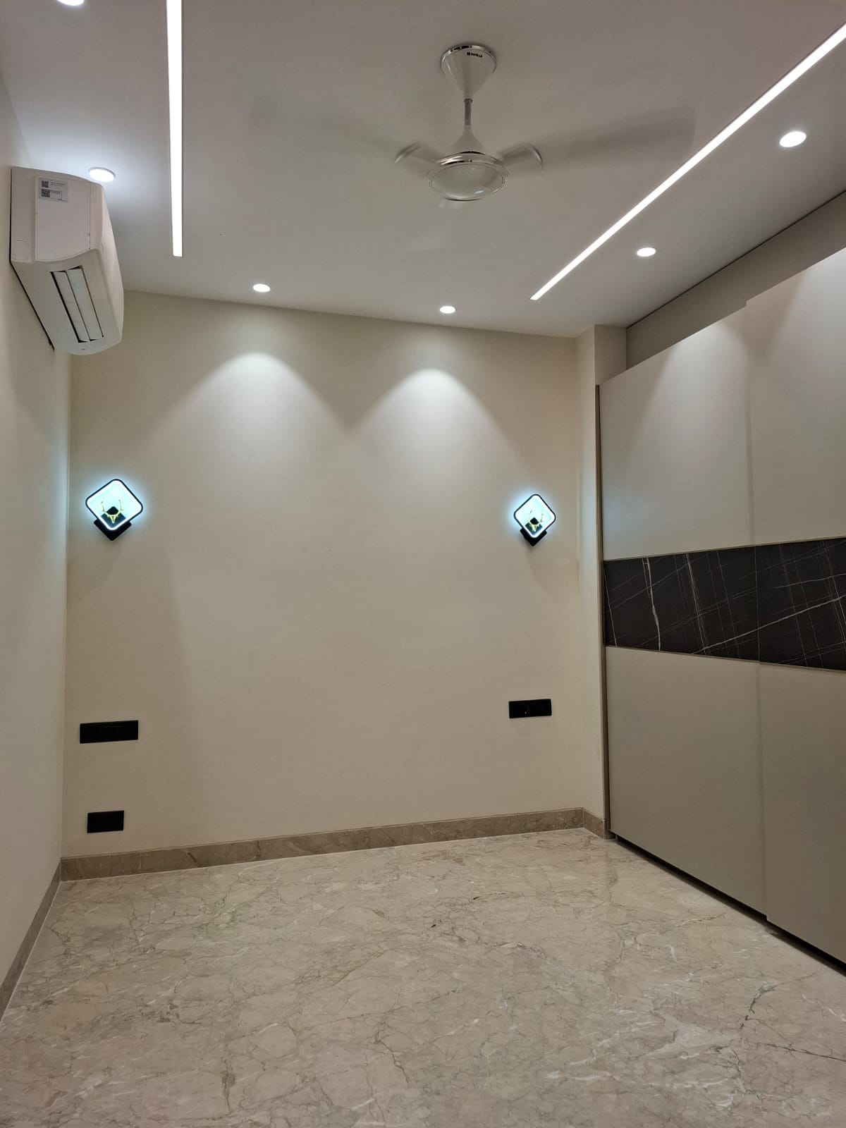 4 BHK + Extra Room 3240 Sq.Ft. Builder Floor in Elan Nirvana