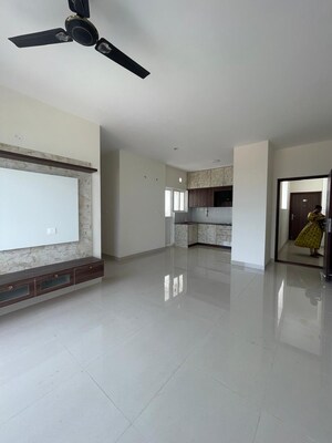 Room in 3 BHK Villa at Adarsh Palm Retreat, Marathahalli Orr – for Rent