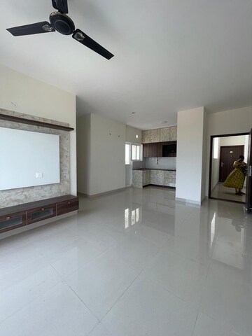 Room in 3 BHK Villa at Adarsh Palm Retreat, Marathahalli Orr – for Rent