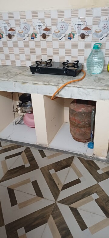 Team Area in 1 BHK Builder Floor at Saket – for Rent