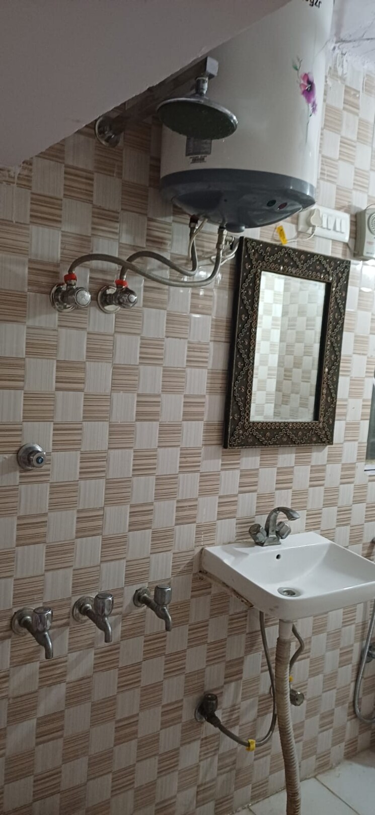 Bathroom, saket 1 Bedroom 450 Sq.Ft. Builder Floor In Saket Delhi 9473912