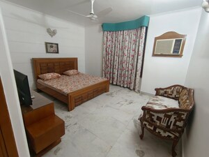 3 BHK Builder Floor For Rent in Sukhdev Vihar